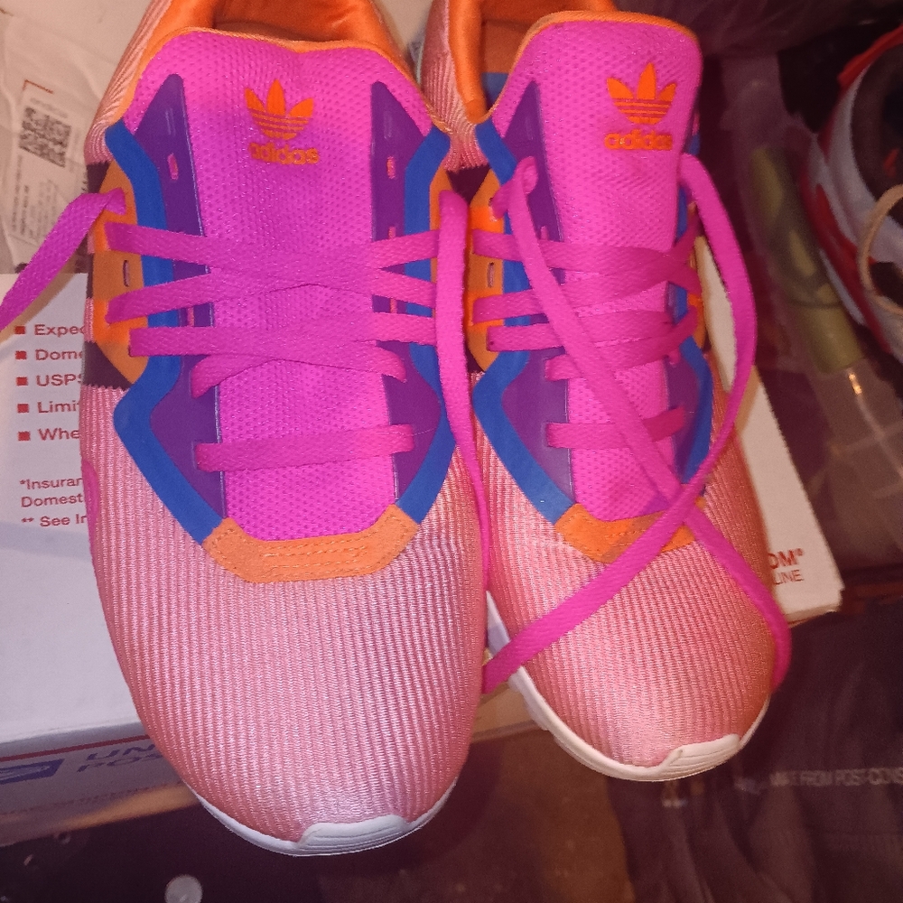 Womens Multicolored Adidas Size 6